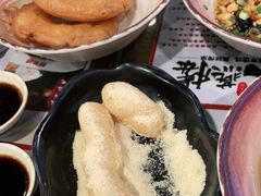 -双燕楼·手工馄饨·汤面小吃(世纪汇店)