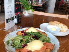 -ROAST coffee & eatery