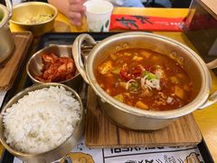 嫩豆腐辣汤-小韩屋韩国料理(上海湾店)