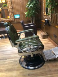 -红人馆造型世爵国际