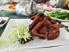 乳鸽-鹏城人家海鲜酒家·23年老字号(较场尾店)