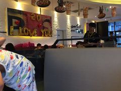-必胜客(武汉欢乐谷店)