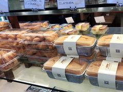 -红宝石·鲜奶小方·海派西点房(南丹店)