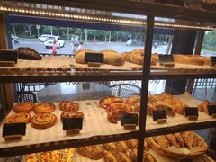 -BONBON BAKERY