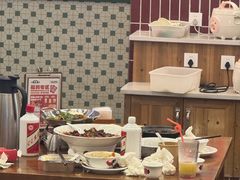 -堂瓦里·33年传统赣菜(第一街区店)