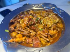 -徐记小怪兽肉蟹煲(中央大街店)