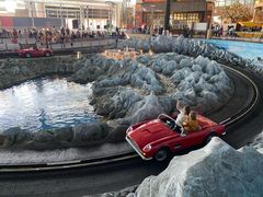 -法拉利主题公园