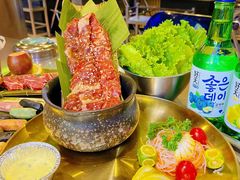 -哈哈碳都·牛肋条无限自助烤肉(台江万达店)
