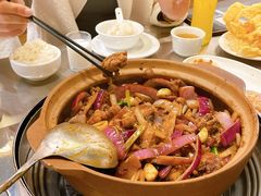 -胡须佬鸡煲四季火锅店(石厦西村直营店)