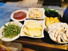-纸盐河码头火锅(十八梯店)