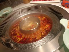 菌香鸳鸯锅-晓宇重庆火锅(赛格国际购物中心店)