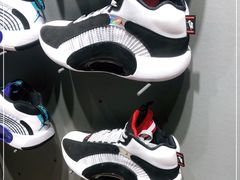 -NIKE品牌体验店(北京蓝色港湾店)