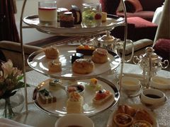 红丝绒下午茶-Salon de Ville浦江汇(上海外滩华尔道夫酒店店)