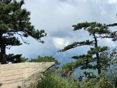 -罗田薄刀峰风景区