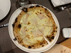 鸡肉披萨-明星酒店•FORNETTO佛纳朵意餐厅•披萨•意面(湘隆时代广场店)