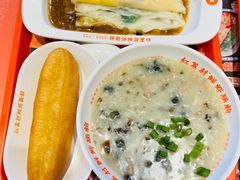 皮蛋瘦肉粥-红荔村肠粉(岗厦店)