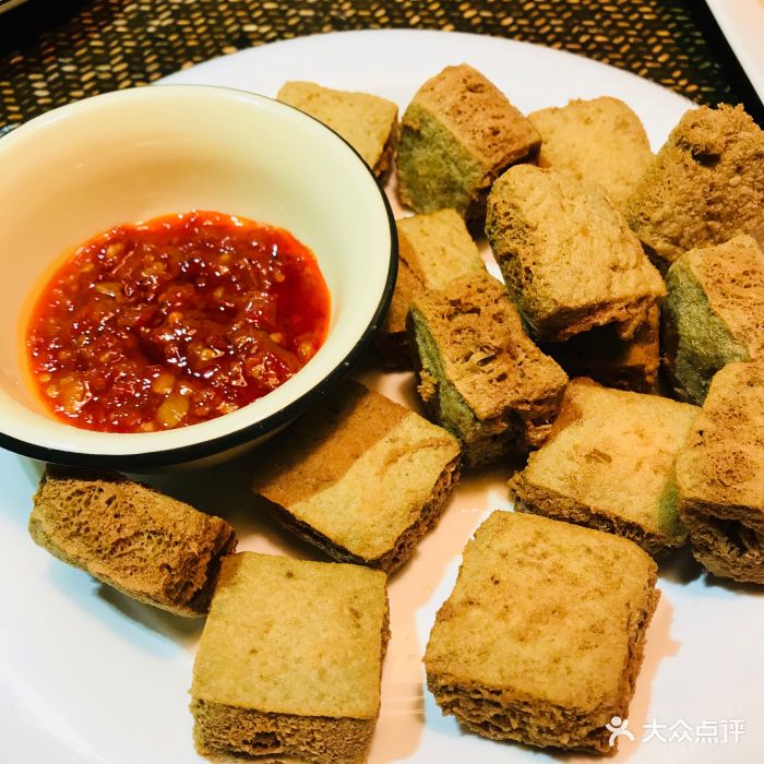 蚝不鱿鱼小海鲜餐厅-臭豆腐-菜-臭豆腐图片-上海美食-大众点评网