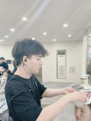 -DX HAIR SALON·发现未知美发沙龙