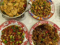 -江城燕子大排档(江汉路步行街店)