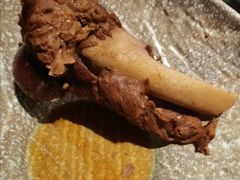 特色大铁锅烀腔骨-95号酱骨·一块豆腐(展春园西路店)