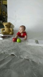 -现代经典婚纱摄影