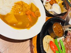 -玛格萝妮比萨屋(四平店)