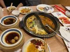 -小渝公重庆卤味火锅(临沂店)