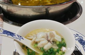 Mild Spicy Health-Preserving Sour Cabbage Hot Pot Base