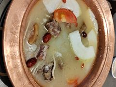 -阿婆情腊排骨火锅·野生菌季(古城旗舰店)