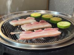 -围炉肉舍丹东海鲜烤肉·烤活鳗(步行街店)