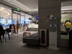 -喜茶(杭州滨江宝龙店)