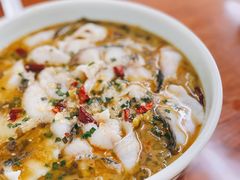 -胡子饮食店