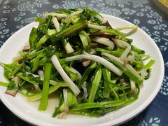 -唔呶喔哩酒家(生产街店)