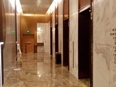 -大连星海皇冠假日酒店