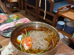 -明洞阿姨·韩式酱蟹烤肉·创意料理(三元桥店)