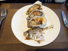 -大中华希尔顿酒店-念自助餐·嗨啤·小龙虾