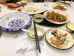 -鑫悦楼煎蟹·16年海鲜大排档