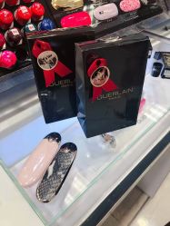 -法国娇兰精品店