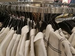 -H&M(鹏欣水游城店)