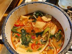 -华府九号海鲜烧烤大排档(龙域店)