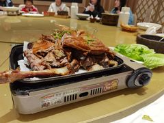 切好的烤全羊-羊之道草原味道清真餐厅(番禺店)