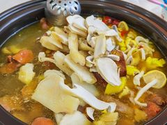 -菌之家·专业纯野生菌火锅·特色炒菌