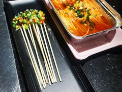 -依呀呀ktv烧烤小串(中山西路店)
