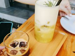 凤梨美式-转山咖啡(松柏社区店)