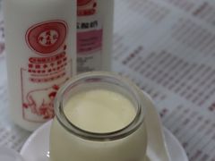 -周大娘牛乳(旧寨古村总店)