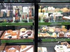 面包甜点陈列柜-星巴克(北京阜安路店)