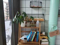 -蜜蜂小象·榴莲千层蛋糕(时代汇11栋店)