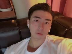 -TESLA 特斯拉(上海太古汇体验店)