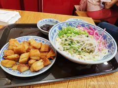 -门框胡同百年卤煮(新街口店)