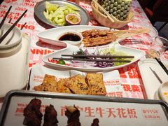-威记烧嘢·南宁烧烤·超级生牛(绿地店)